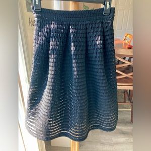 Forever 21 Women’s Pleated High Waisted A-line Skirt Black (S)